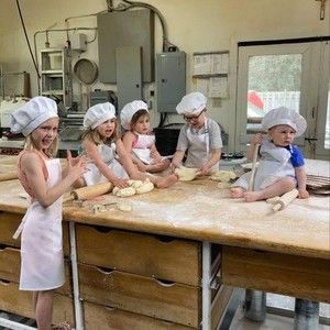 Meet your Posher, Jean